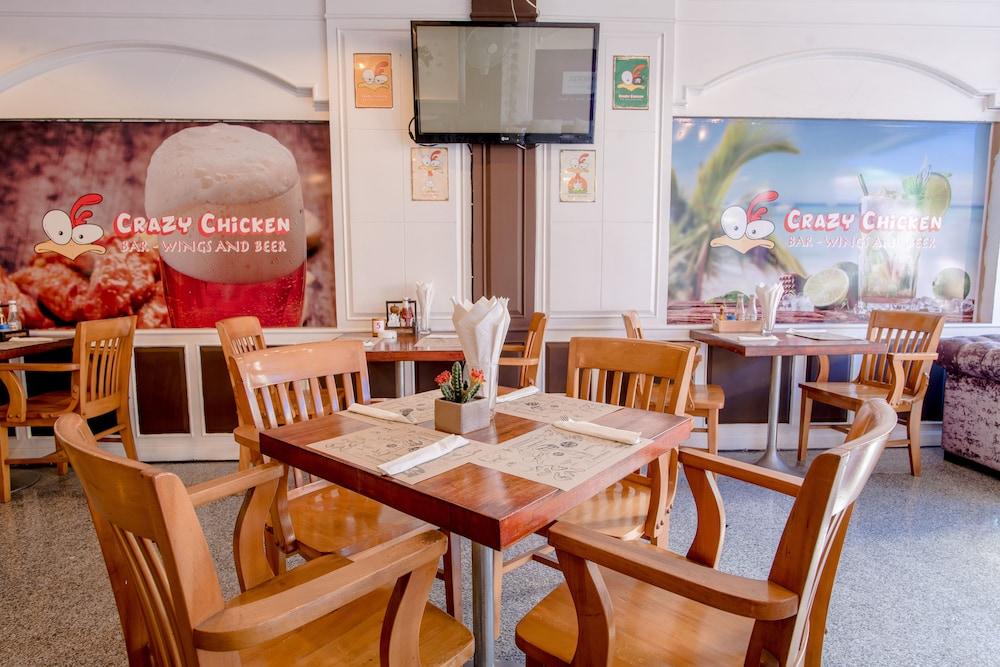 Cello Hotel Patong Екстериор снимка